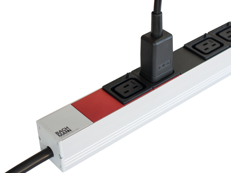 Bachmann 19Zoll Steckdosenleiste Vertikal 6x C19 1HE 800.0111 Stecker Bachmann 19Zoll Steckdosenleiste Vertikal 6x C19 1HE 800.0111 Stecker