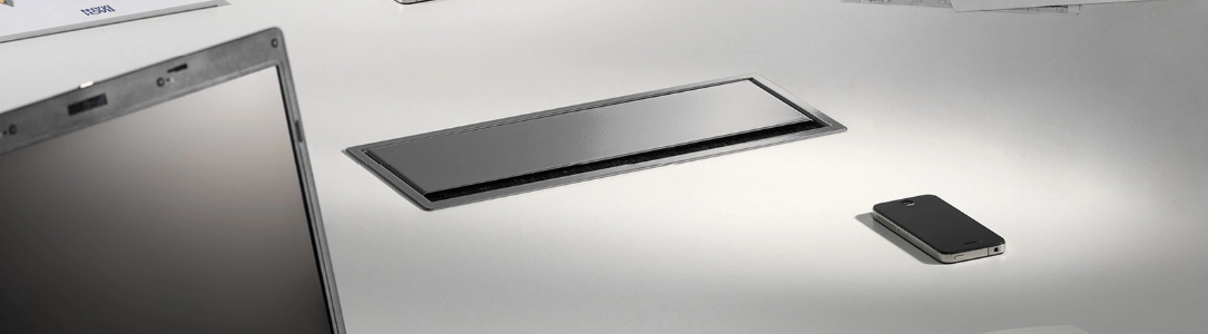 Bachmann CONI Tischanschlussfeld Einbau Bachmann CONI Tischanschlussfeld Einbau