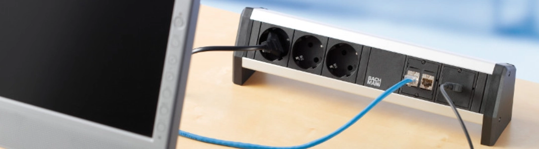 Bachmann DESK 1 Tischanschlussfeld konfigurierbar Bachmann DESK 1 Tischanschlussfeld konfigurierbar