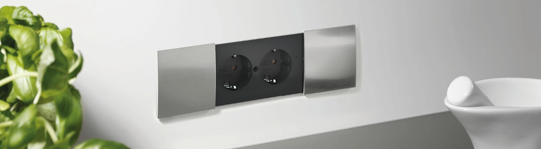 Bachmann Einbausteckdose DUE Unterputz Mehrfachsteckdose Tischanschlussfeld Küche Bachmann Einbausteckdose DUE Unterputz Mehrfachsteckdose Tischanschlussfeld Küche