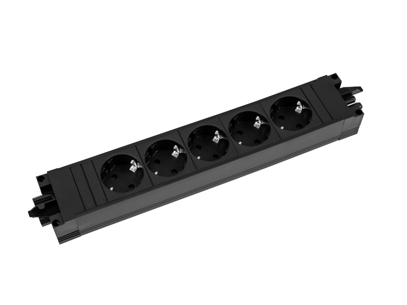 Bachmann STEP BASE 5-fach Steckdosenleiste mit GST18 (336.626) Bachmann STEP BASE 5-fach Steckdosenleiste mit GST18 (336.626)