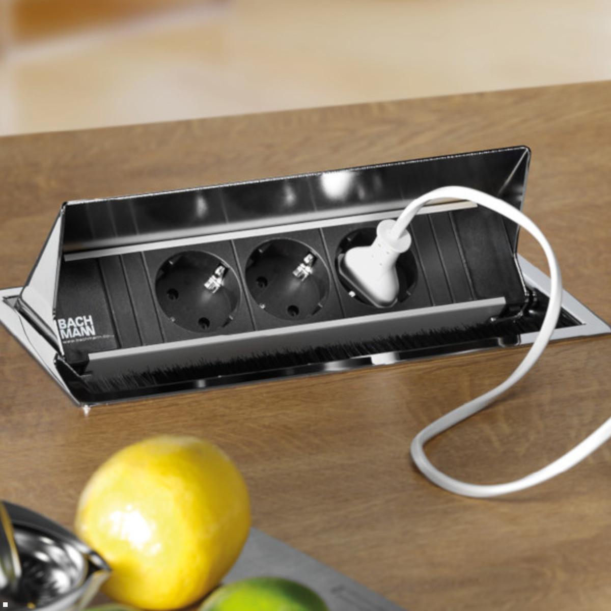 Bachmann CONI Modulträger 4-fach 4x Steckdose (333.2235), Anwendungsbeispiel