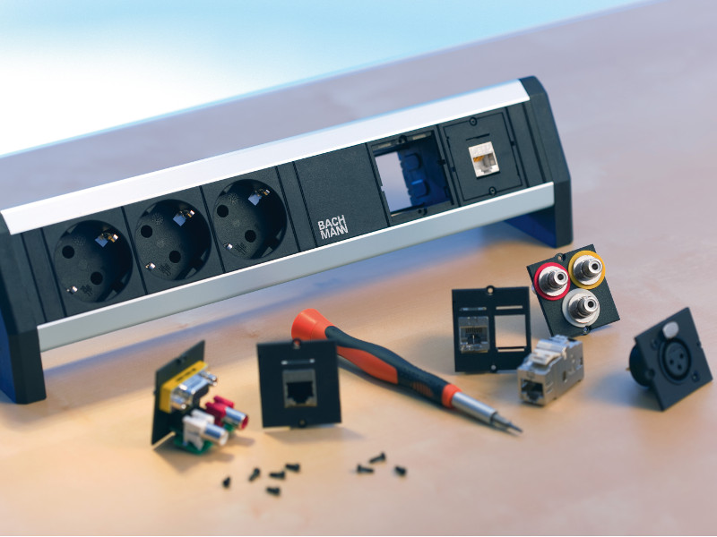 Bachmann Custom Modul für konfigurierbare Steckdosenleisten Bachmann Custom Modul für konfigurierbare Steckdosenleisten