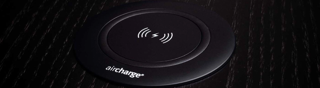 Bachmann WIRELESS CHARGER Tischanschlussfeld Einbau QI