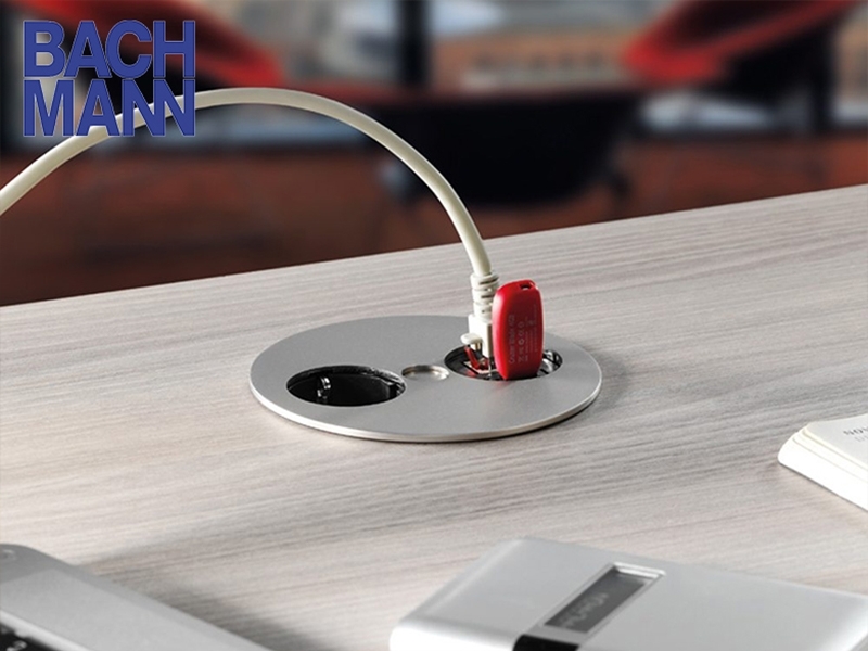 Bachmann Twist 1x Steckdose, 1x USB Charger (931.033) Chrom matt Anwendungsbeispiel Bachmann Twist 1x Steckdose, 1x USB Charger (931.033) Chrom matt Anwendungsbeispiel