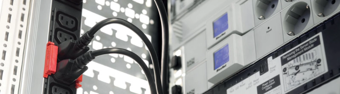 Bachmann PDU Bluenet 19 Zoll Steckdosenleiste Mehrfachsteckdose Bachmann PDU Bluenet 19 Zoll Steckdosenleiste Mehrfachsteckdose