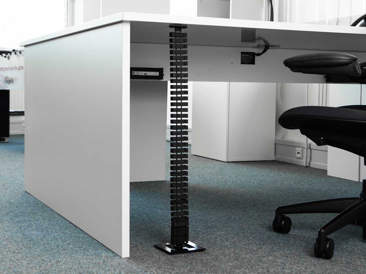 Bachmann Kabelschlange FLEX II-Set schwarz (930.022) Bachmann Kabelschlange FLEX II-Set schwarz (930.022)