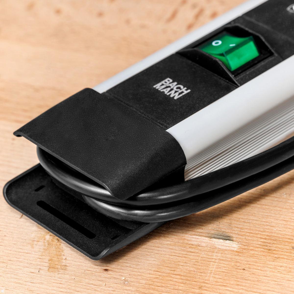 Bachmann CONNECTUS 12x Steckdose, 1x Schalter, 2m Zuleitung (BM005901), Kabelaufwicklung