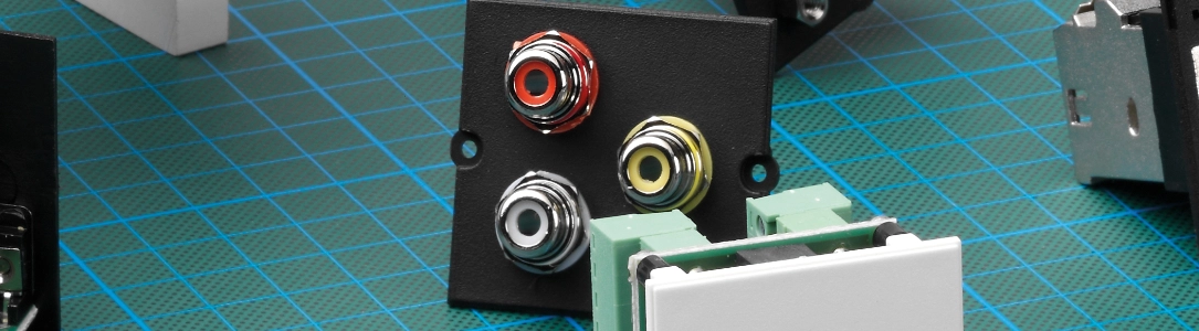 Bachmann Custom Module Audio- und Bildübertragung Cinch Klinke HDMI DVI VGA Displayport XLR Bachmann Custom Module Audio- und Bildübertragung Cinch Klinke HDMI DVI VGA Displayport XLR