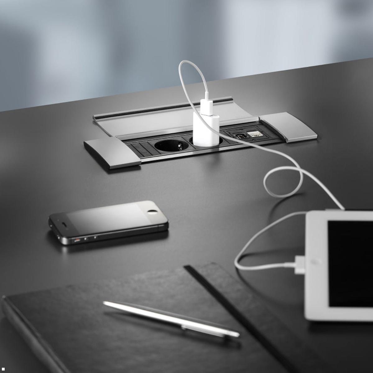 Bachmann Power Frame 4-fach 3x Steckdose 1x USB-Charger A/C, Anwendungsbeispiel Bachmann Power Frame 4-fach 3x Steckdose 1x USB-Charger A/C, Anwendungsbeispiel