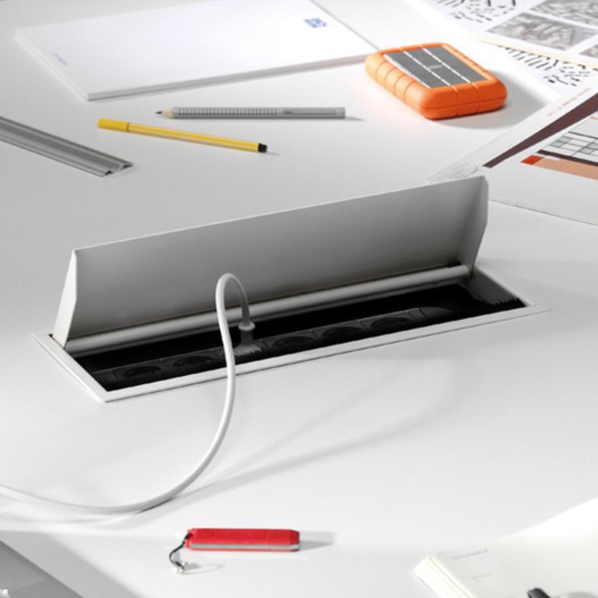 Bachmann CONI Modulträger 4-fach 4x Steckdose (333.2235), Anwendungsbeispiel