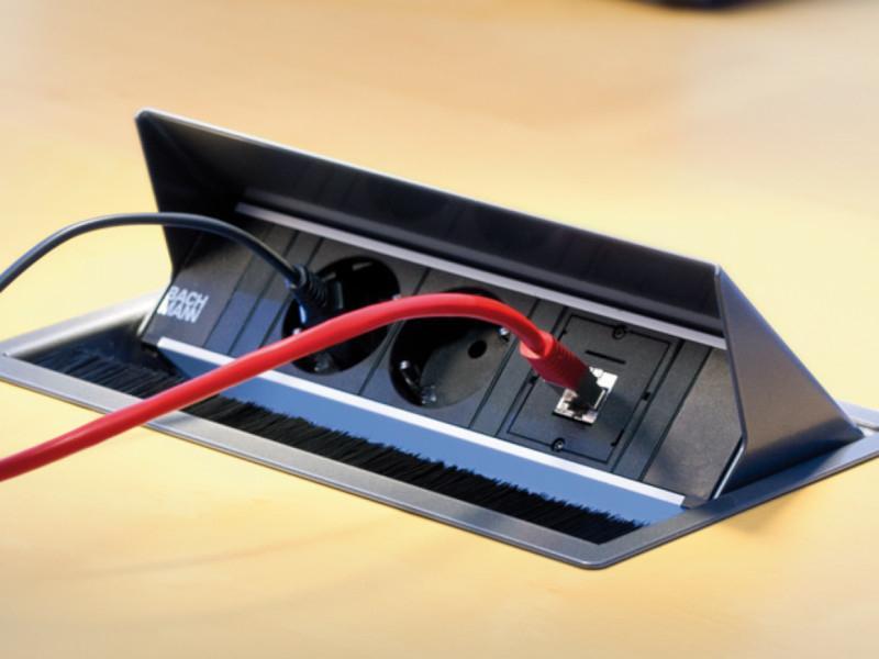 Bachmann CONI Modulträger 6-fach, 2x Steckdose, 4x CM (912.005) Beispiel Bachmann CONI Modulträger 6-fach, 2x Steckdose, 4x CM (912.005) Beispiel